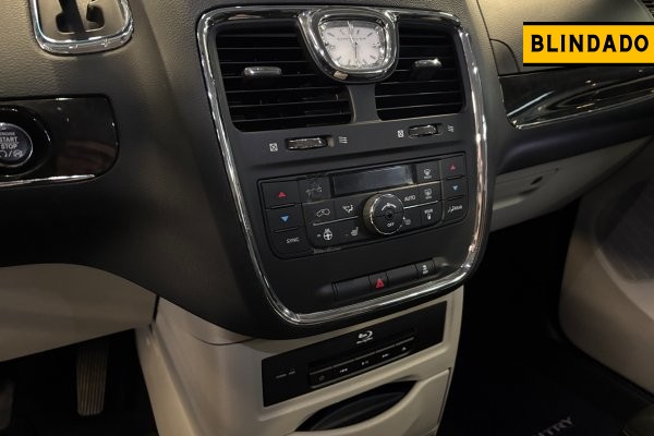 CHRYSLER TOWN & COUNTRY 3.6 LIMITED V6 24V GASOLINA 4P AUTOMÁTICO 2013/2013